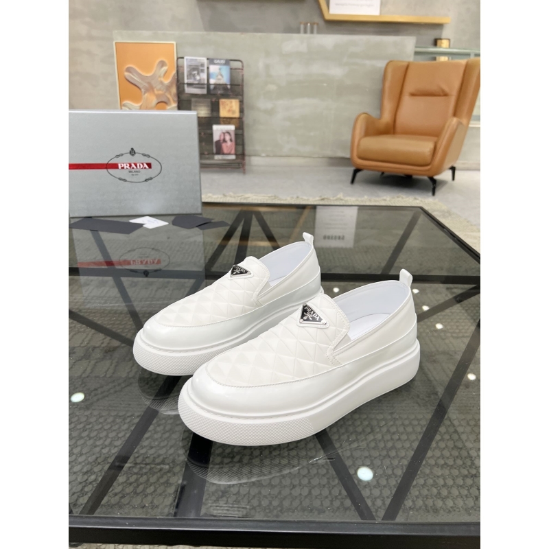 Pra*a sneakers